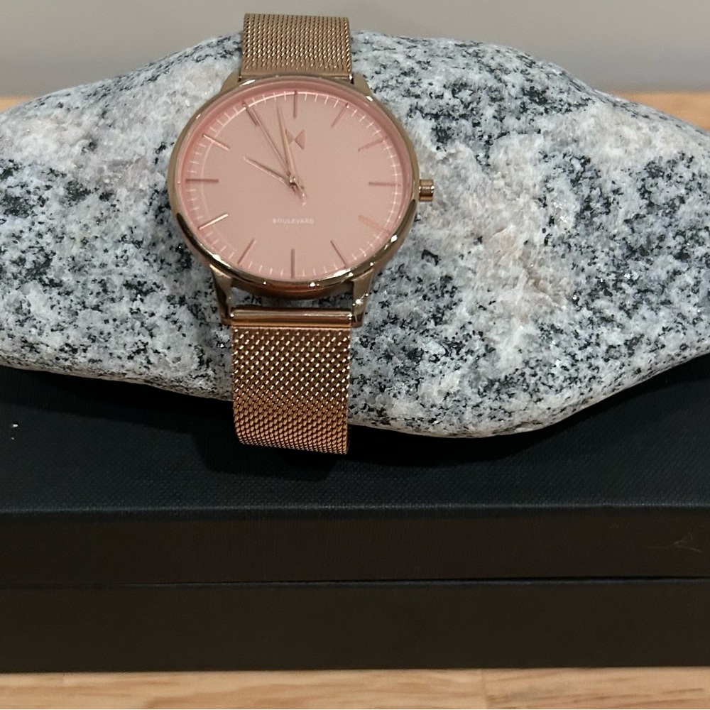Rose Gold Mesh Watch